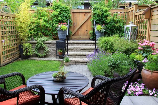 Small Yard Landscaping in Boston